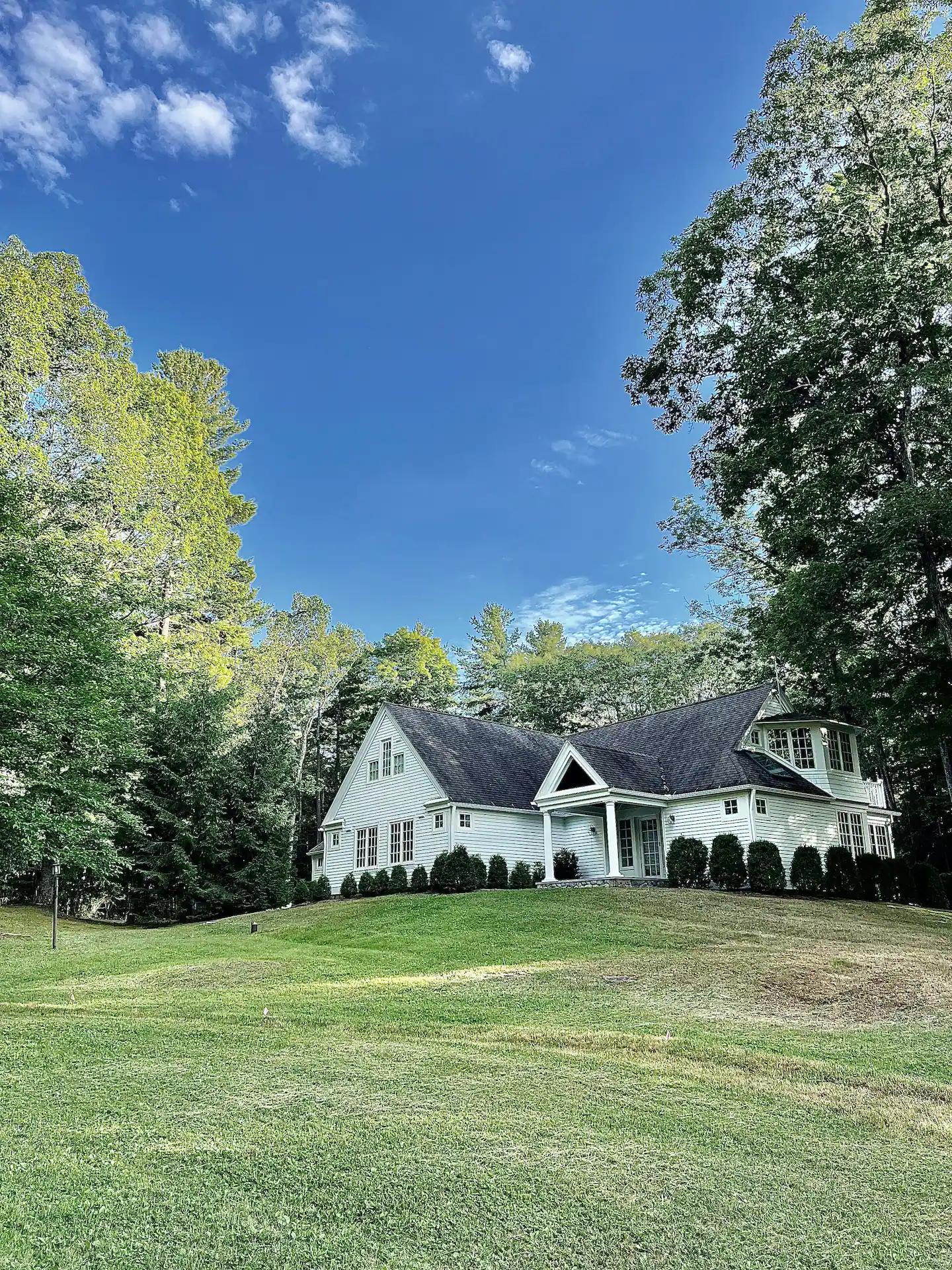 Building photograph for 19 HEMLOCK LANE
