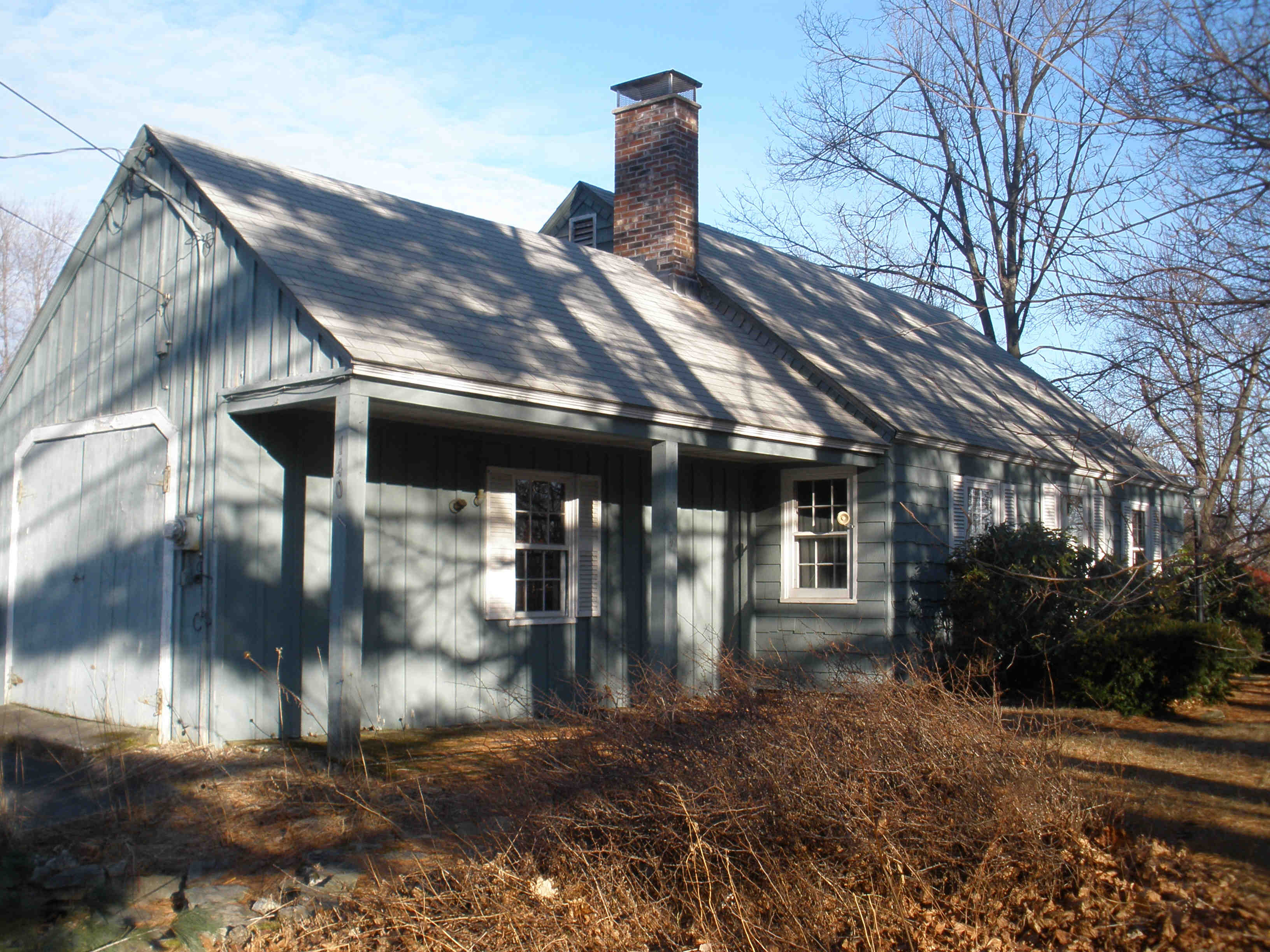 1401 PLEASANT St  